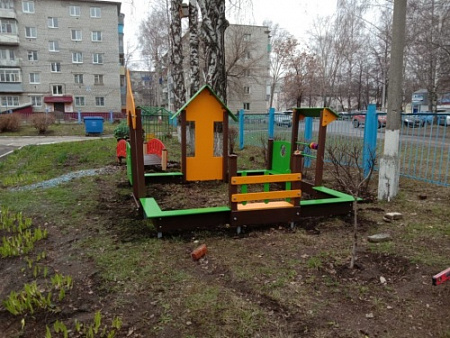 ИО 03180 Песочный дворик на Поляне